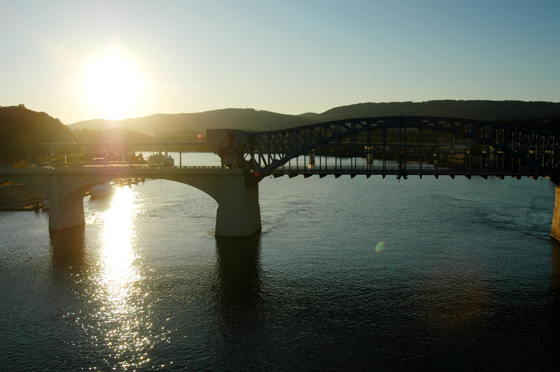 Market Street Bridge and Tennessee River in Chattanooga